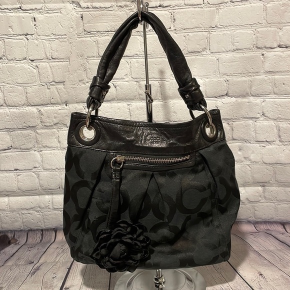 Coach All Black Leather handle Shoulder Bag - Picture 1 of 9